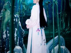 -九月鹰飞汉服摄影工作室