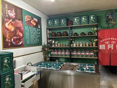 -煨阿婆营养煨汤(闵行店)