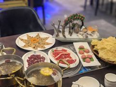 -江南福宴·澳门海鲜.牛肉火锅(汇高栢悦中心店)