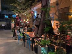 -SISTERS BAR RESTAURANT川意酒馆(嘉善老市H楼店)