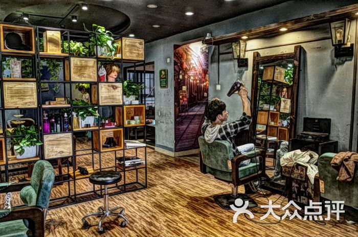 藤野造型(京基100总店)图片 - 第1张