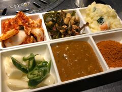 -韩聚屋韩国烤肉餐厅(新北万达店)