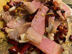 干椒炒腊肉-夏雨路轩特色餐厅·十年经营