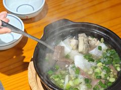 -九道菜有鸡鱼头(石鼓路店)