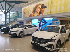 -上海天泽上汽大众销售店(杨浦区店)