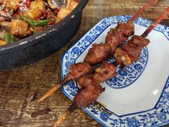 -老钟家烤羊排·敦伊阁清真餐厅胡羊焖饼