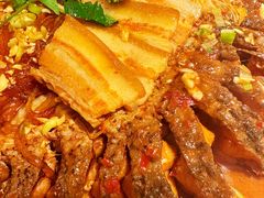 德莫利炖活鱼-李记东北饺子馆·东北菜(欢乐谷店)