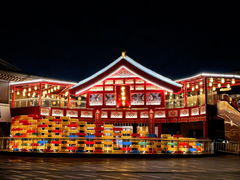 -绳金塔