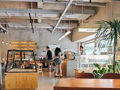 -三勾JJJ Burger&Coffee(梅溪湖店)
