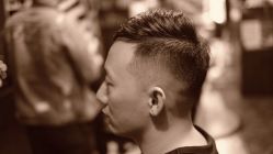 -行运理发厅