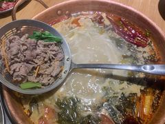 -洱火云南酸菜牛肉火锅(石景山当代商城店)