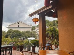 -小洞天柴火土菜馆