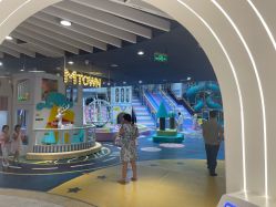 -小牧童游乐园(西丽宝能环球汇店)