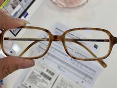 -浮光眼镜·蔡司视觉合作·数字验配中心(陆家嘴店)