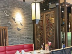 -野山舂·贵州现舂酸汤牛肉(民生路店)