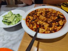 -渝信川菜 · 川味家常菜(财富购物中心店)