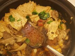 老火腿蜂窝豆腐-小厨娘淮扬菜(六合欢乐港店)