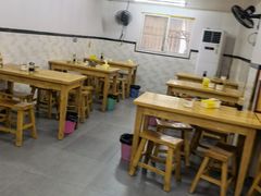 大堂-牛味十足传统美食(凤凰西街店)