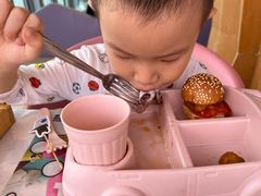 -水桶王国主题餐厅·聚会·生日派对·亲子活动·家庭套餐(亚龙湾希尔顿店)