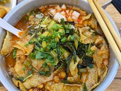 -丽丽三鲜螺蛳粉(田林路店)