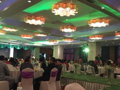 -陕西华浮宫酒店(未央湖公园店)