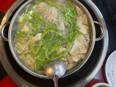 -老石黑山羊毛驴肉火锅(金凯广场店)
