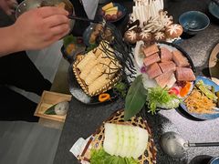 -湊湊火锅·茶憩(打浦桥日月光店)