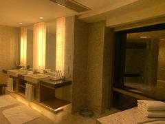 -上海外滩茂悦大酒店