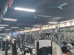 -星动力健身俱乐部(新塘店)