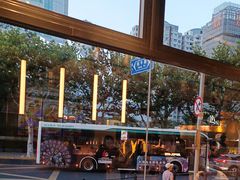 -麦当劳(四平路店)