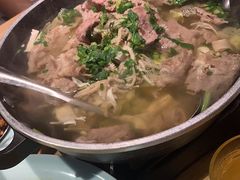-全牛匠·乐山跷脚牛肉(新中关店)