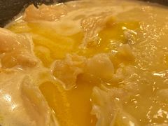 -鲜入围煮花胶鸡海鲜火锅