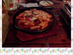 奶酪海鲜炒米条-包装马车·韩国料理·포장마차