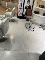 -PE SALON