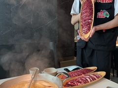 -左庭右院鲜牛肉火锅(金山万达店)