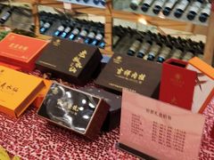 -沪华海鲜大酒楼(南汇店)