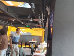 -鸣记脆皮烤鱼·海鲜烤鱼(三八广场店)