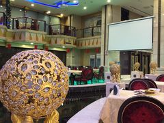 -碧中海汤泉汗蒸酒店