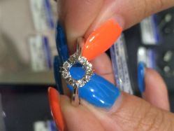 威德钻石-克拉钻专家&D色大本营-威德钻石-克拉钻大本营(南京东路店)