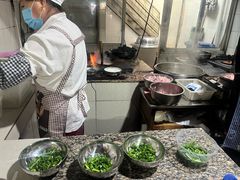 -正宗杨记普洱酸醋米线(总店)