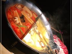 -湊湊火锅·茶憩(杭州湖滨银泰in77店)