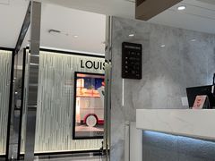 -新世界百货(明洞总店)