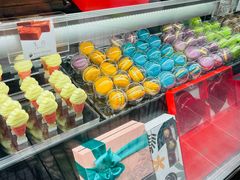 -胖东来生活广场(健康路店)