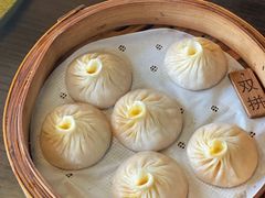 蟹黄小笼-裕兴记•蟹黄面馆(人民广场店)