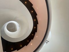 -瑰丽酒店·海吧·天际下午茶·现场DJ·天台酒吧