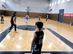 -梦想之巅·青少年篮球·羽毛球·培训中心(西站店)