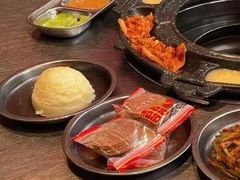 -金韩雅·烤肉·烤活鳗鱼(万达店)