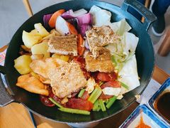 -包整·丝娃娃(一览甲秀楼风景店)