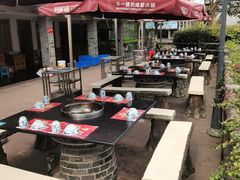 -楠柏弯休闲山庄(梨花溪店)