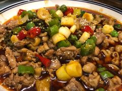 老巷子肥肠鸡-付掌柜在成都·热炒砂锅集(金禾店)